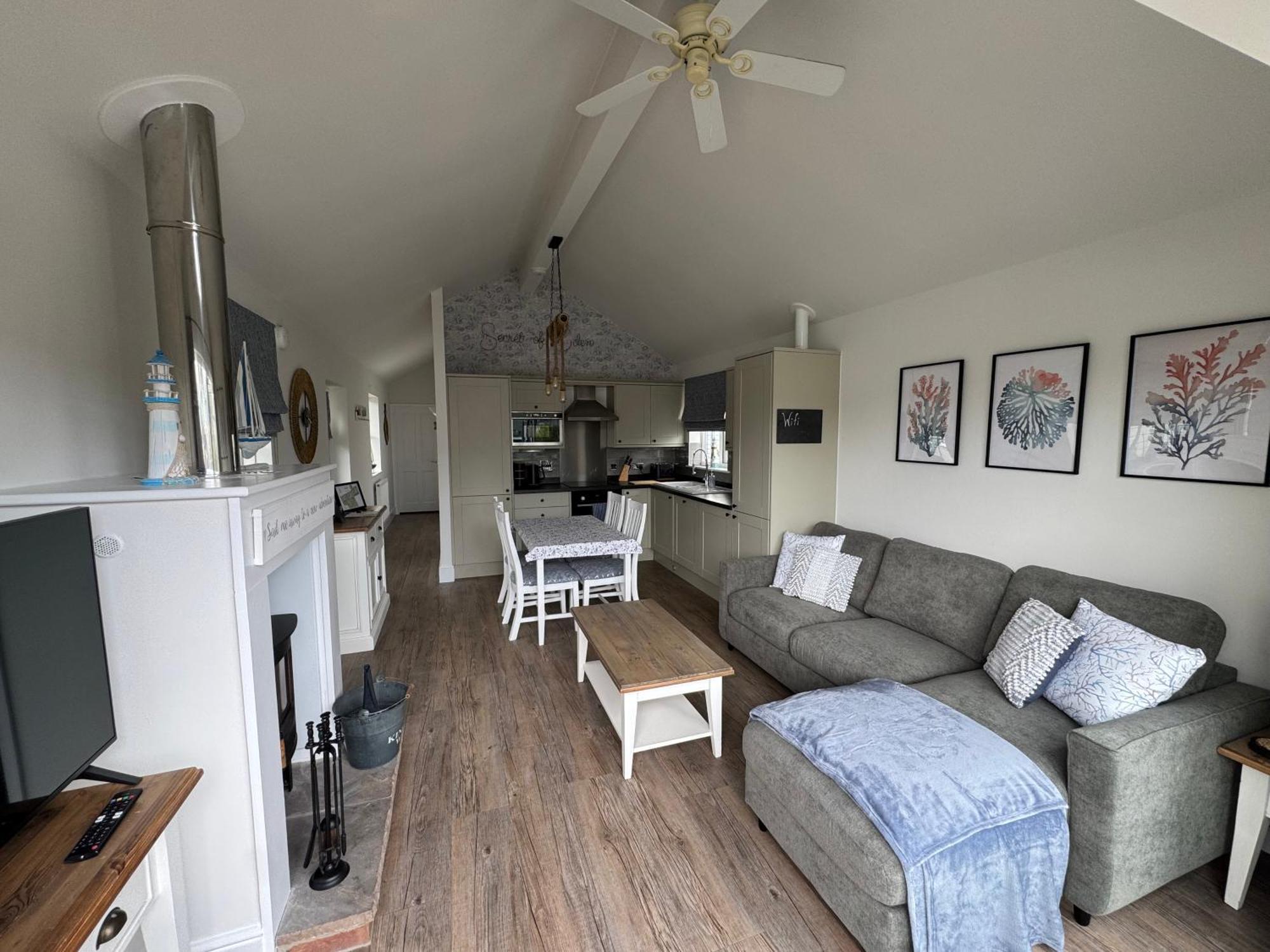 Holiday home Secret Of Eden Seaside Escape *